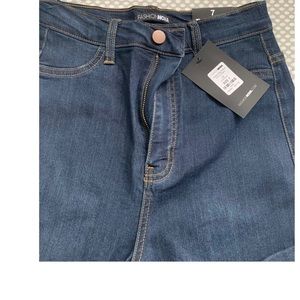 Dark denim jeans brand new with tag size 7
